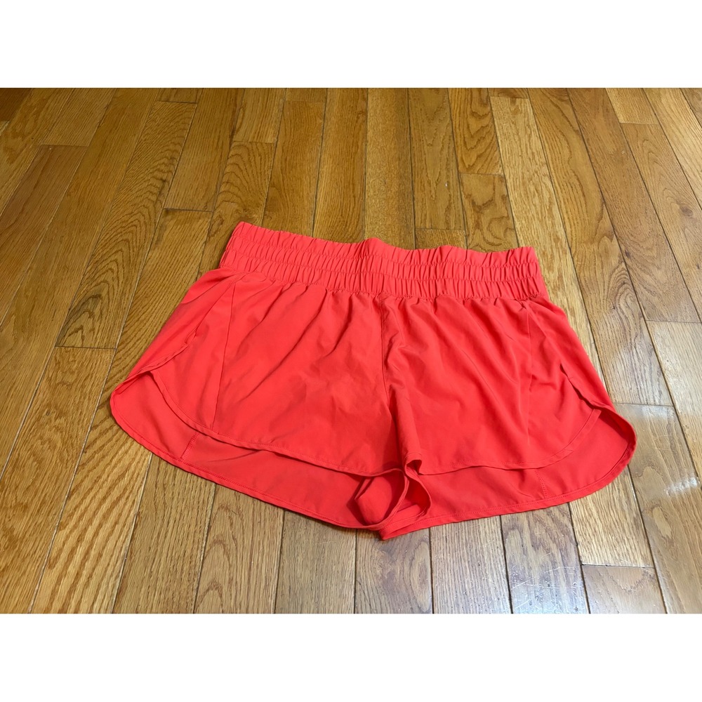NWOT Avia Womens Red Smocked Waist Running Shorts Built-in Liner size XXL 2X